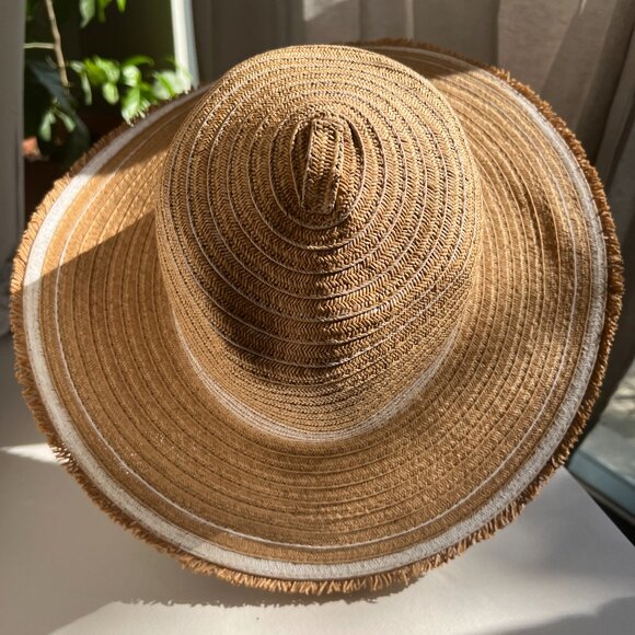 Kensie Straw Beach Hat with Hand painted White Stripes - So Chic! - Picture 10 of 14